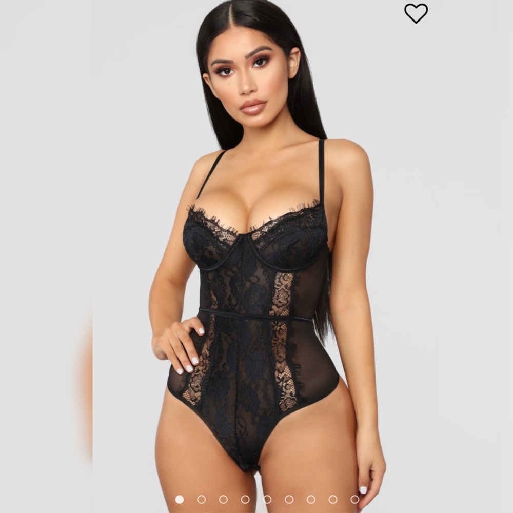 Fashion Nova Lace Bodysuit